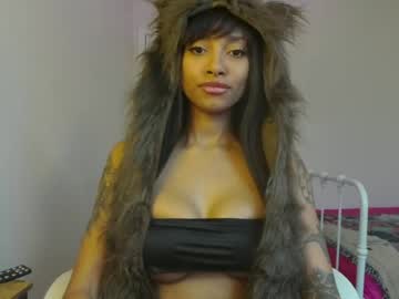 Yazmin Royal video